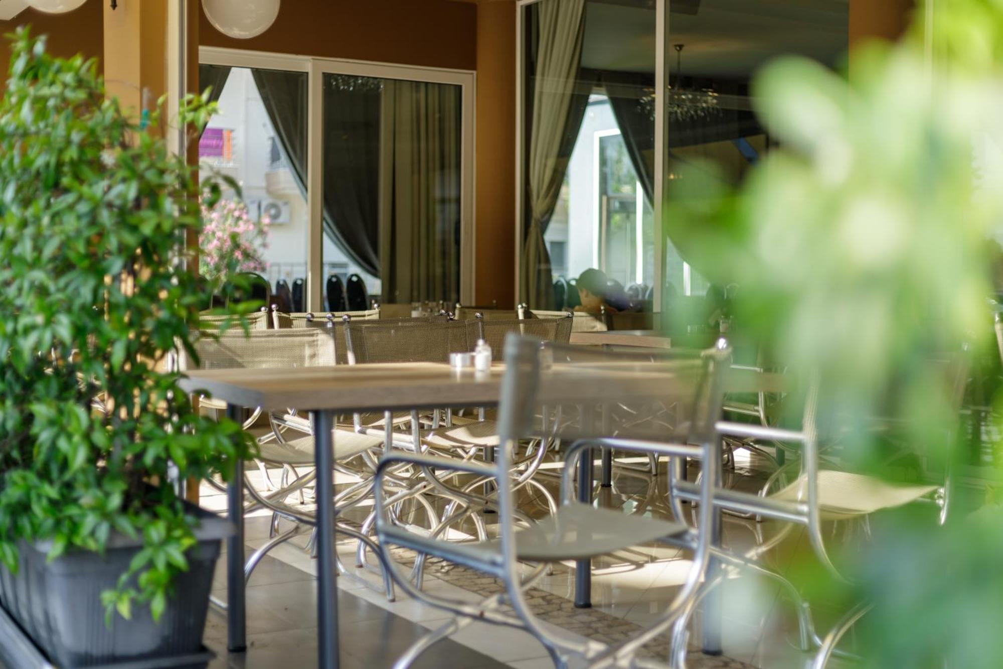 Hotel Yakinthos Паралия-Катерини Экстерьер фото